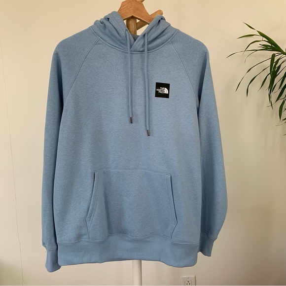 NWT Women’s North Face Box Logo Hoodie - Picture 3 of 12